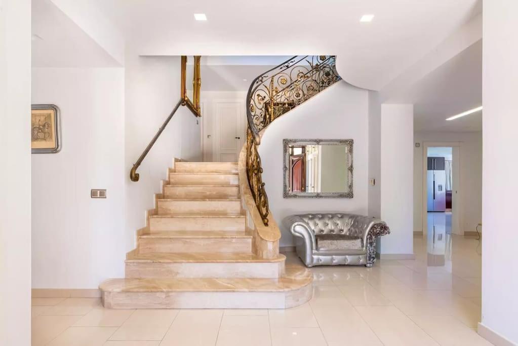 Ohana Luxury Villa With Heated Pool มาลากา ภายนอก รูปภาพ